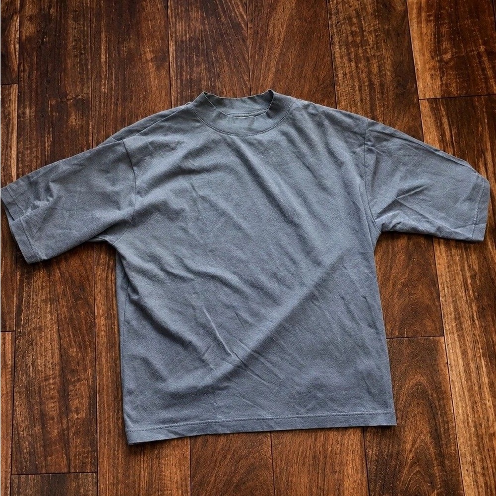 Uniqlo Short-Sleeve Crewneck T-Shirt - Gray